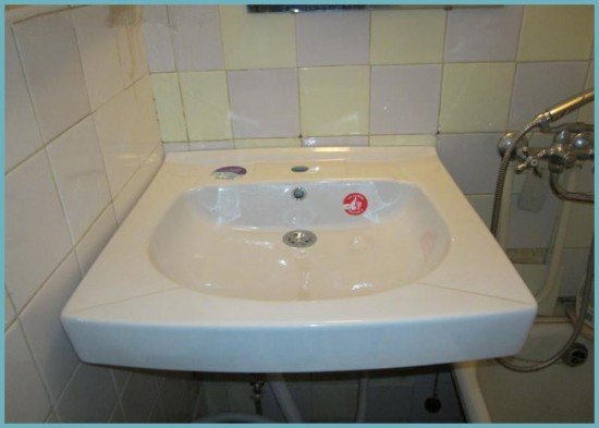 Раковина латаття: вибираємо і розміщуємо над пральною машиною