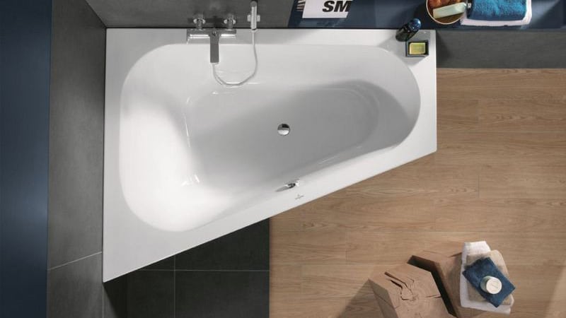 Кутова ванна: фото дизайну інтерєру