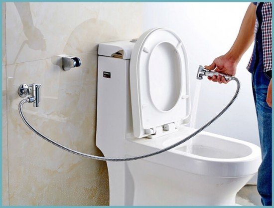 Вибираємо змішувач для раковини з гігієнічної лійкою (душем)