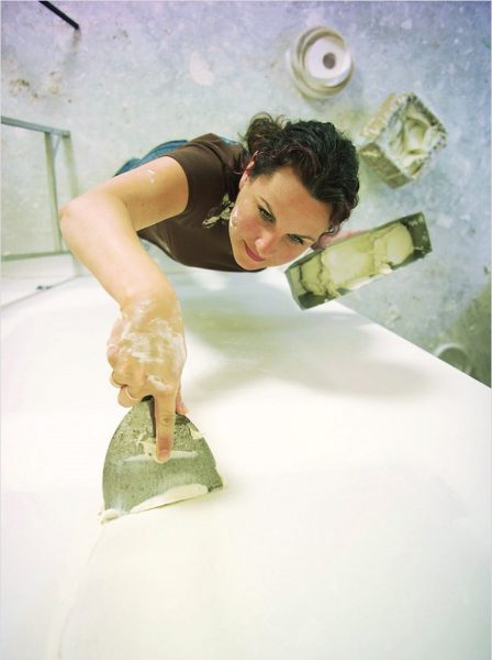 Яка шпаклівка краще для ванної кімнати під фарбування — яку вибрати для стелі та стін (фото і відео)