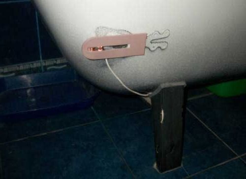 Як проводиться установка ванни після укладання плитки