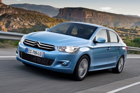 Топ 7 автомобілів до 700 000 рублів