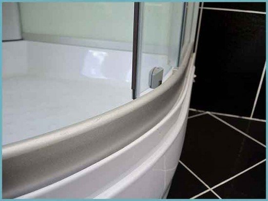 Ремонт душової кабіни і піддону: усуваємо причини і несправності своїми руками