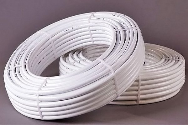 Які труби вибрати для водопроводу: різновиди матеріалу та їх особливості Які труби вибрати для водопроводу: різновиди матеріалу та їх особливості