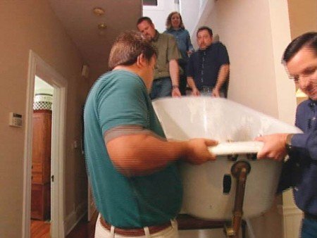 Установка нової ванни: демонтаж старої і особливості монтажу своїми руками