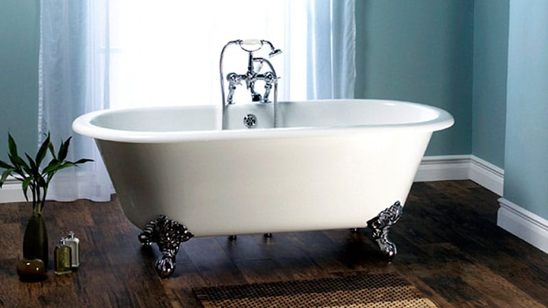Отдельностоящая ванна на ніжках: фото приклади зразків