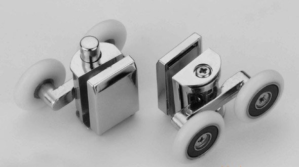 Заміна фурнітури в душовій кабіні: встановлюємо ролики і ущільнювач самостійно