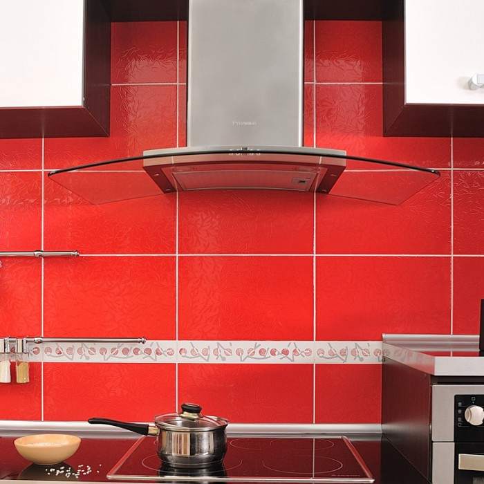 Камінні витяжки для кухні: кутова і купольного типу