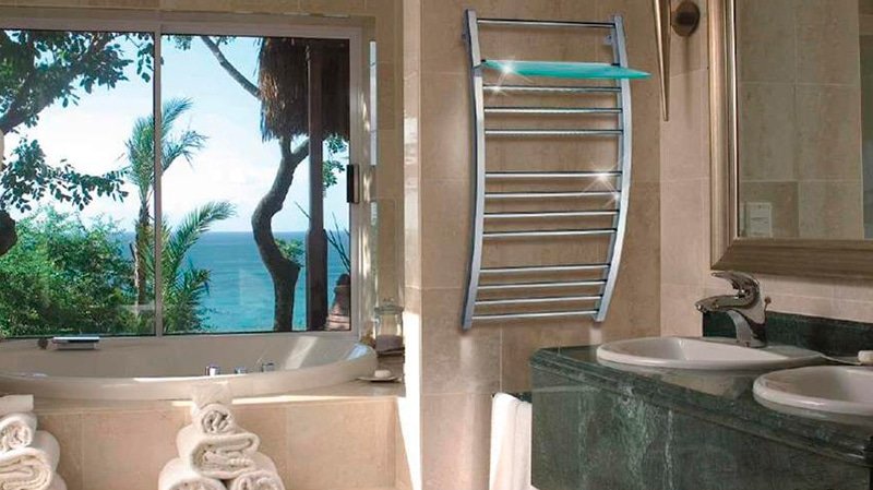 Рушникосушка у ванні: як правильно вибрати і який