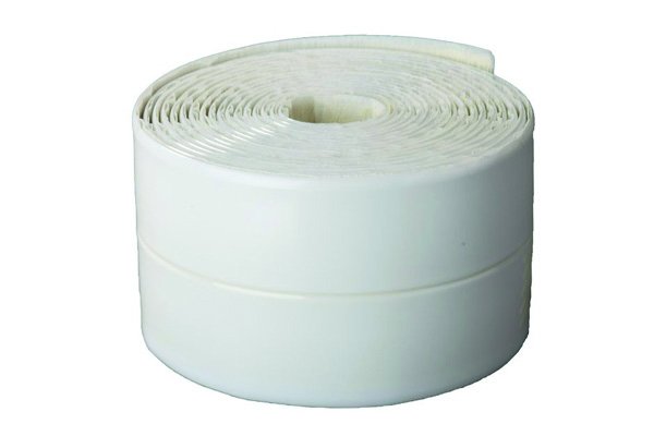 Бордюрна стрічка для ванної: призначення, різновиди та способи установки Бордюрна стрічка для ванної: призначення, різновиди та способи установки