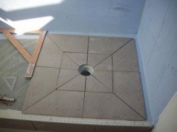 Душова кабінка без бортиків своїми руками: як встановити трап для душу, фото, відео Душова кабінка без бортиків своїми руками: як встановити трап для душу, фото, відео