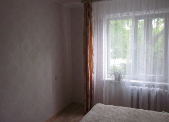 Які вибрати шпалери для спальні : колір, візерунок, матеріал, фото