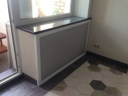 Декоративна решітка на батарею: робимо екран своїми руками Декоративна решітка на батарею: робимо екран своїми руками