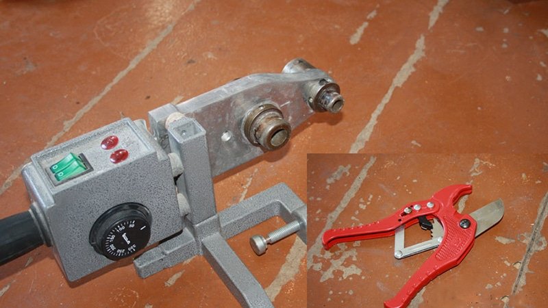 Установка рушникосушки у ванній своїми руками