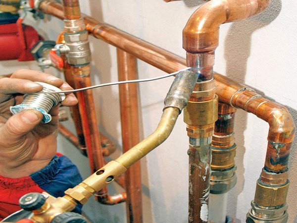 Які труби вибрати для водопроводу: різновиди матеріалу та їх особливості Які труби вибрати для водопроводу: різновиди матеріалу та їх особливості