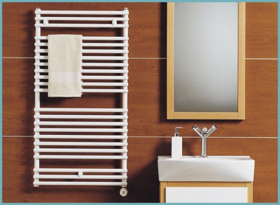 Електричний полотенцесушитель: вибираємо з низьким енергоспоживанням і терморегулятором