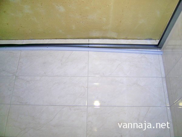 Пластиковий стеля у ванній: особливості монтажу своїми руками