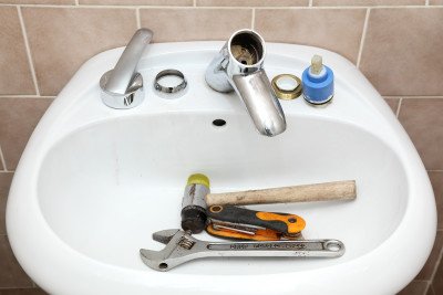 Пристрій змішувача для ванною з душем: ремонт своїми руками
