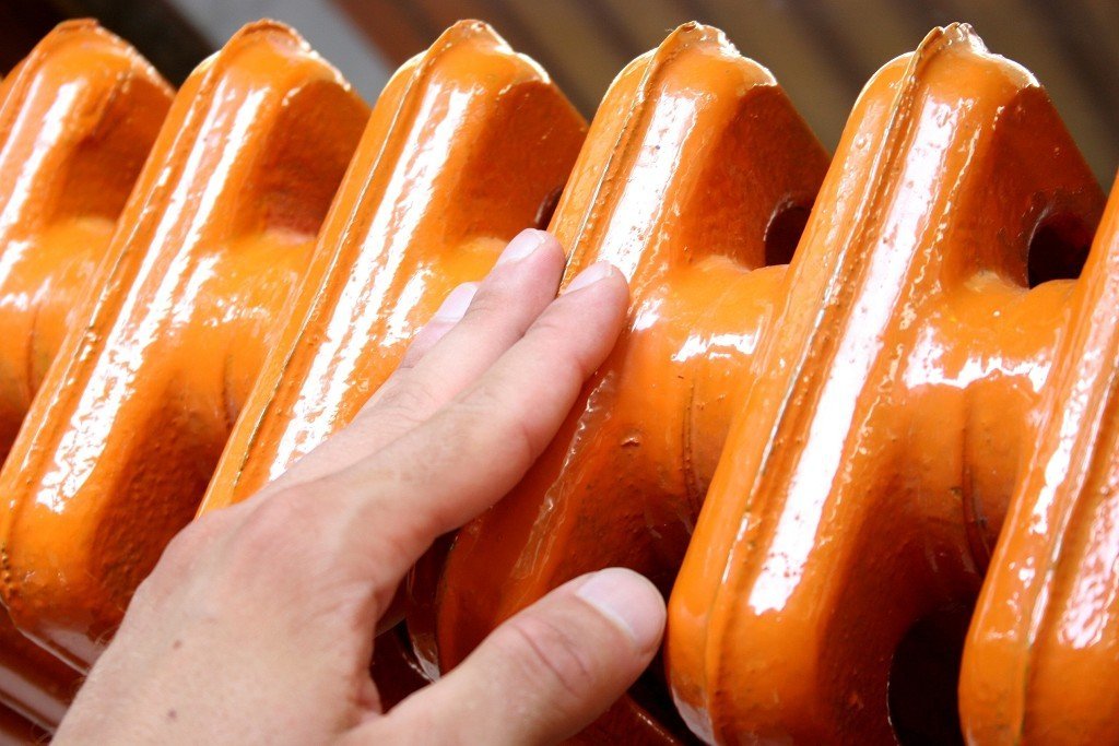 Як вибрати і нанести фарбу на батареї опалення Як вибрати і нанести фарбу на батареї опалення