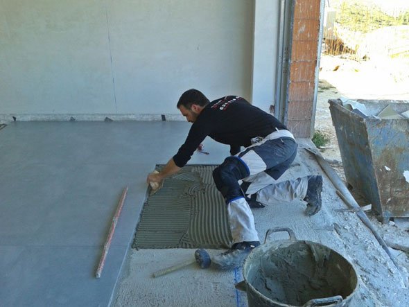 Морозостійкий Клей для керамограніту, для зовнішніх робіт Морозостійкий Клей для керамограніту, для зовнішніх робіт