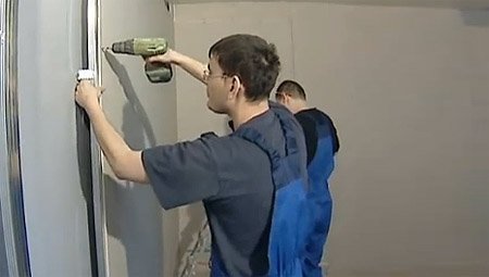 Як вирівняти стіни штукатуркою, сумішами та гіпсокартоном (фото і відео).