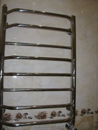 Гра в декаданс на 12 квадратних метрах Гра в декаданс на 12 квадратних метрах