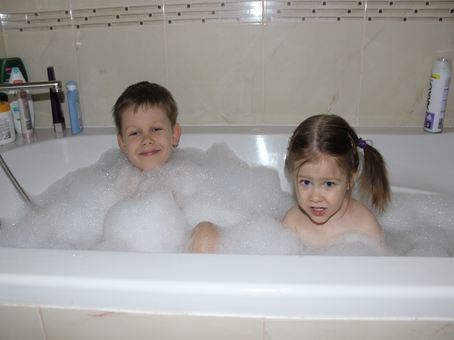 Затишна ванна кімната на 3 кв м: інтерєр в пастельних тонах