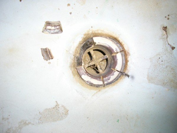 Демонтаж ванни: відео і покрокові інструкції по підготовці до вивезення