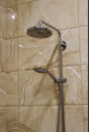 Гармонійний інтерєр ванної кімнати для релаксу і задоволення Гармонійний інтерєр ванної кімнати для релаксу і задоволення