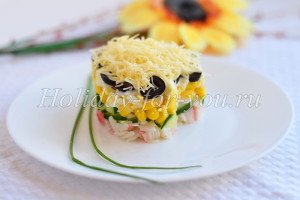 Листковий салат з крабовими паличками: рецепт з фото