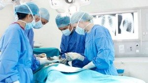 Сонник Операція: на животі, серці, голові, руці, нозі, очах, по жіночому бачити уві сні до чого сниться