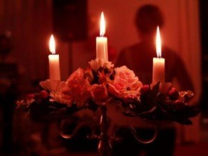 Сонник Церковні Свічки ставити купувати, запалювати бачити уві сні до чого сниться?