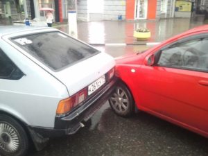 Сонник Машина Червона: жінці дівчині бачити уві сні до чого сниться?