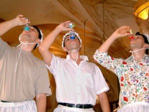 Конкурси на весілля для гостей прикольні Конкурси на весілля для гостей прикольні