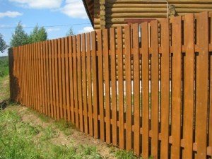 Сонник Паркан деревяний залізний бачити уві сні до чого сниться?