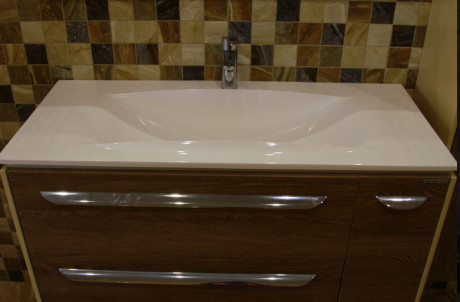 Гармонійний інтерєр ванної кімнати для релаксу і задоволення Гармонійний інтерєр ванної кімнати для релаксу і задоволення