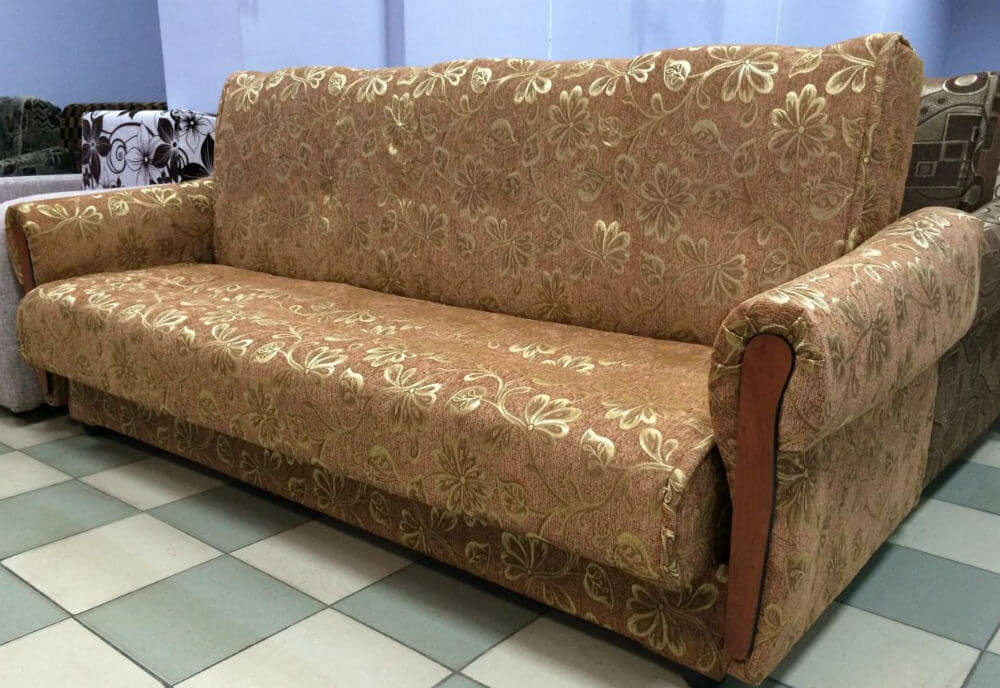 Оббивка меблів: особливості підбору і перетяжки своїми руками