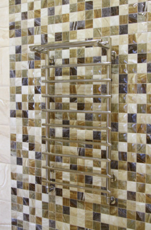 Гармонійний інтерєр ванної кімнати для релаксу і задоволення Гармонійний інтерєр ванної кімнати для релаксу і задоволення