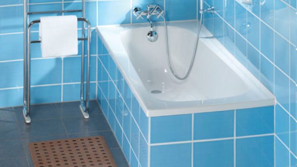 Акрилова вставка у ванну: як вибрати кращий вкладиш і встановити його своїми руками