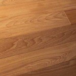 Деревяна підлога в ванній — вигідне рішення