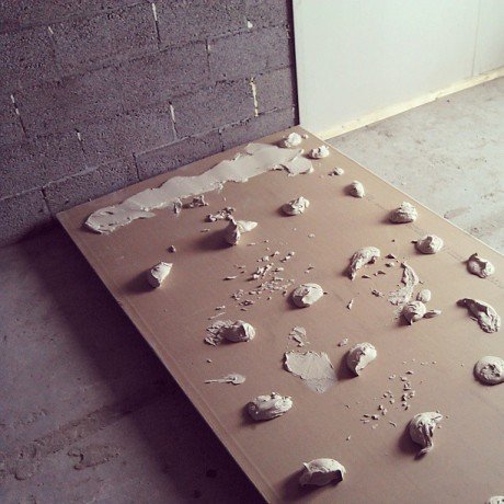 Вирівнювання стін у ванній під плитку штукатуркою і гіпсокартоном за всіма правилами