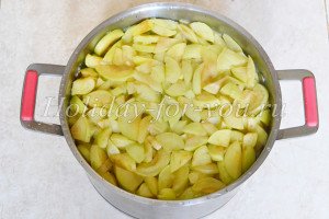 Рецепт компоту з яблук