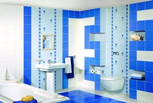 Суміщений санвузол в синіх тонах