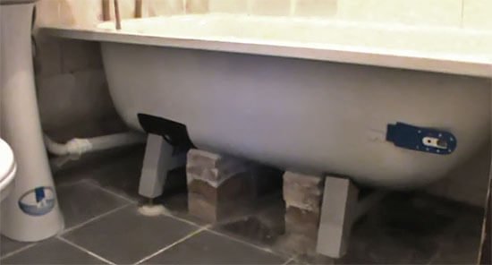 Установка ванни на цеглу   підготовка і монтаж