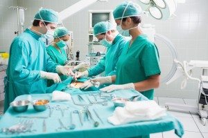 Сонник Операція: на животі, серці, голові, руці, нозі, очах, по жіночому бачити уві сні до чого сниться