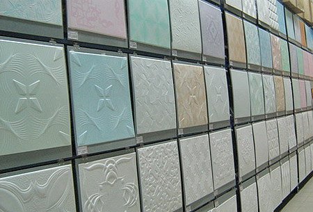 Як правильно клеїти стельову плитку?