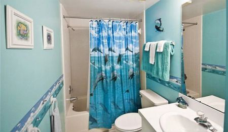 Ванна в морському стилі