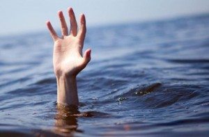 Сонник Потопельник до чого сниться Потопельник: мужичина, жінка, чоловік чи дитина у воді багато бачити уві сні