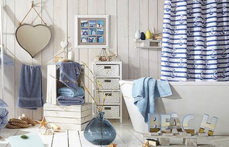 Ванна в морському стилі