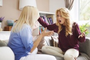 До чого сняться білі Червяки Сонник Чирви білі маленькі дуже багато: опариші в їжу або на тілі бачити уві сні